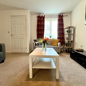  Holiday home Abbey Wood Garden Retreat: Elizabeth Line Access To London United Kingdom